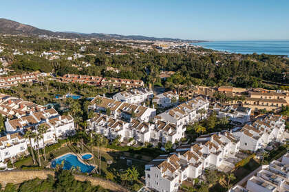 House for sale in Puerto Banús, Marbella, Málaga. 