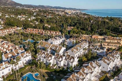 House for sale in Puerto Banús, Marbella, Málaga. 
