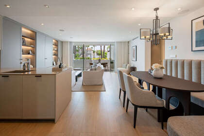 Apartment for sale in Puerto Banús, Marbella, Málaga. 