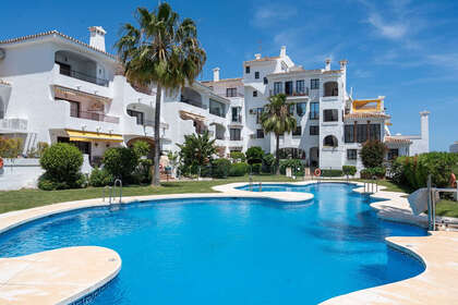 Apartment for sale in Calahonda, Mijas, Málaga. 