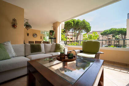 Apartment for sale in Elviria, Marbella, Málaga. 