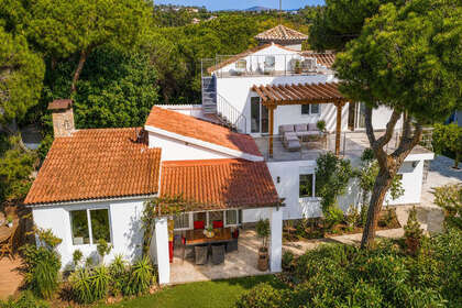 联排别墅 出售 进入 Marbella, Málaga. 
