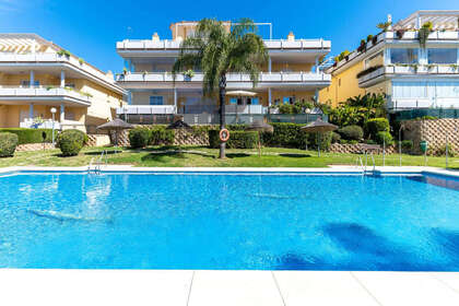 Apartment for sale in Puerto de Cabopino, Marbella, Málaga. 