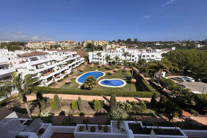 酒店公寓 出售 进入 Estepona, Málaga. 