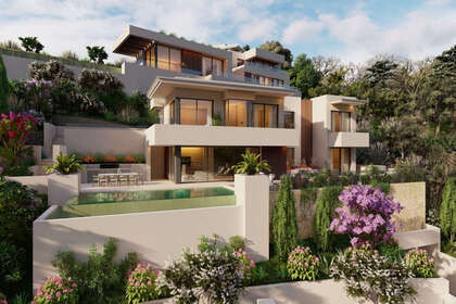 联排别墅 出售 进入 Altos de Los Monteros, Marbella, Málaga. 