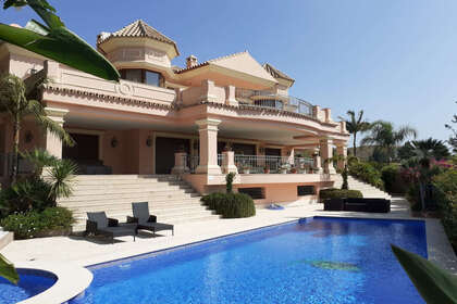 Townhouse vendita in Estepona, Málaga. 