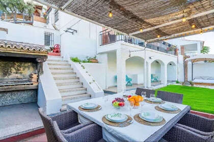 Townhouse vendita in Vélez-Málaga. 