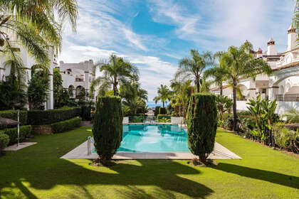 Apartment for sale in Nagüeles, Marbella, Málaga. 