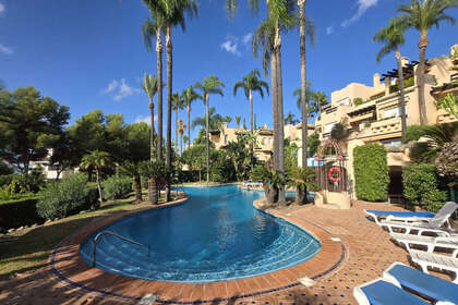 Apartment for sale in Puerto Banús, Marbella, Málaga. 