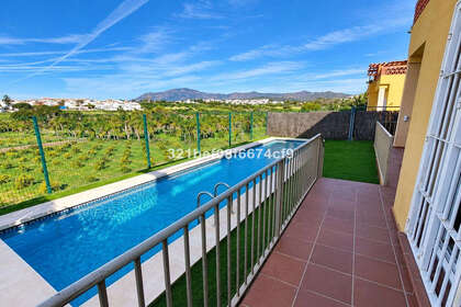 Huizen verkoop in Cancelada, Estepona, Málaga. 
