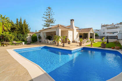 Maison de ville vendre en Estepona, Málaga. 