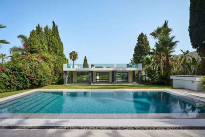 Maison de ville vendre en Puerto Banús, Marbella, Málaga. 
