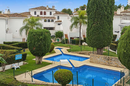 Maison de ville vendre en Cancelada, Estepona, Málaga. 