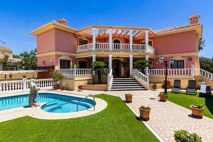 Maison de ville vendre en Torremolinos, Málaga. 