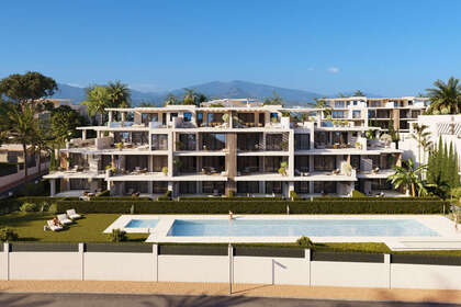 Apartment for sale in Puerto Banús, Marbella, Málaga. 