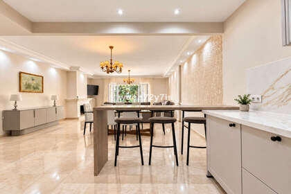 Apartment for sale in Nueva Andalucía, Marbella, Málaga. 