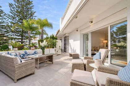 Apartment for sale in Elviria, Marbella, Málaga. 