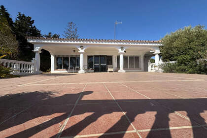 Řadový dům na prodej v Estepona, Málaga. 