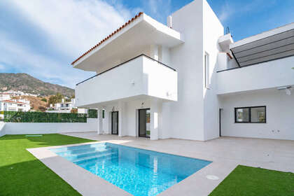 Řadový dům na prodej v Mijas, Málaga. 