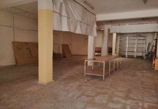 Commercial premise in Campanar, Valencia. 