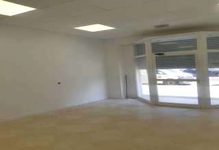 Commercial premise in Campanar, Valencia. 