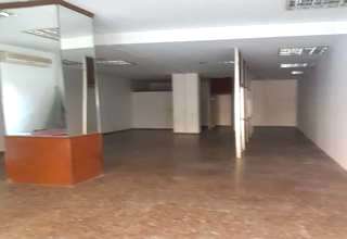 Commercial premise in Campanar, Valencia. 