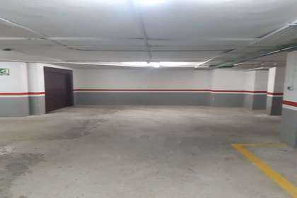 Vagas de estacionamento venda em Campanar, Valencia. 