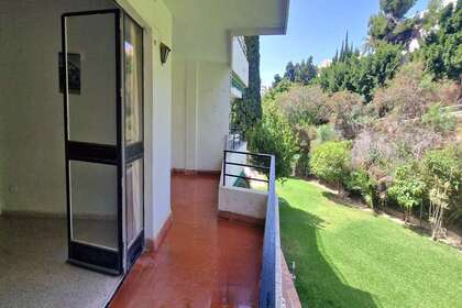 balkon/y
