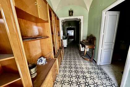 House for sale in Almendralejo, Badajoz. 