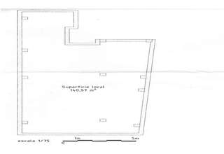 Commercial premise for sale in Almendralejo, Badajoz. 