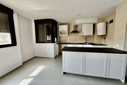 Flat for sale in Almendralejo, Badajoz. 