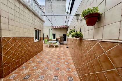 House for sale in Almendralejo, Badajoz. 