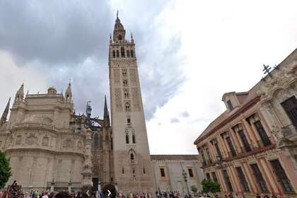 Здание Продажа в Zona Catedral, Casco Antiguo, Sevilla. 