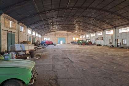 Склад Продажа в Bailén, Jaén. 