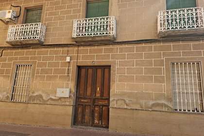 Huse til salg i Ayuntamiento., Bailén, Jaén. 
