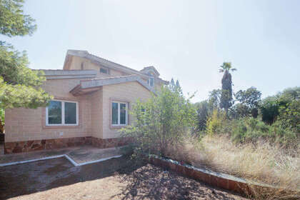 Hytter Luksus til salg i Crevillent, Alicante. 