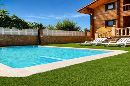 Villa in Torrequebrada, Aguadulce, Almería. 