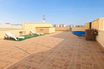 Penthouses verkoop in C. Del Rio, Vélez-Málaga. 