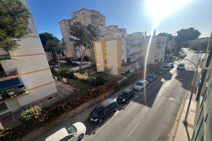 Flat for sale in El Calvario, Torremolinos, Málaga. 