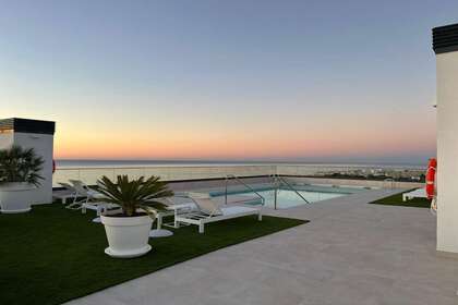 Apartamento em Loma de Los Riscos, Torremolinos, Málaga. 