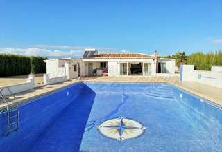 House for sale in Yecla, Murcia. 