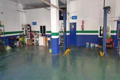 Commercial premise for sale in Santander, Cantabria. 