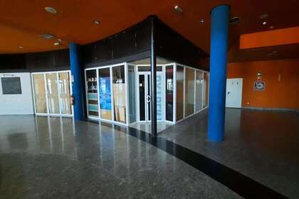 Commercial premise for sale in Toledo. 