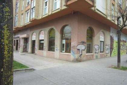 Commercial premise for sale in Vitoria-Gasteiz, Álava (Araba). 