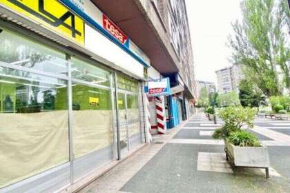 Commercial premise in Vitoria-Gasteiz, Álava (Araba). 