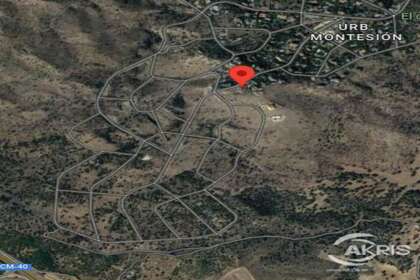 Plot for sale in Toledo. 