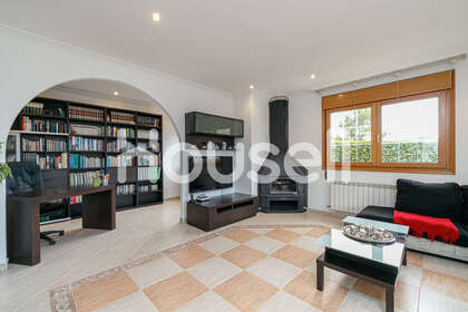 House for sale in Vigo, Pontevedra. 