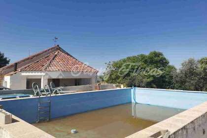 House for sale in Yecla, Murcia. 