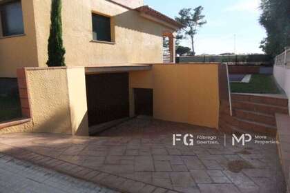 House for sale in Escala, L´, Girona. 