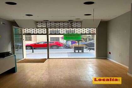 Commercial premise in Santander, Cantabria. 